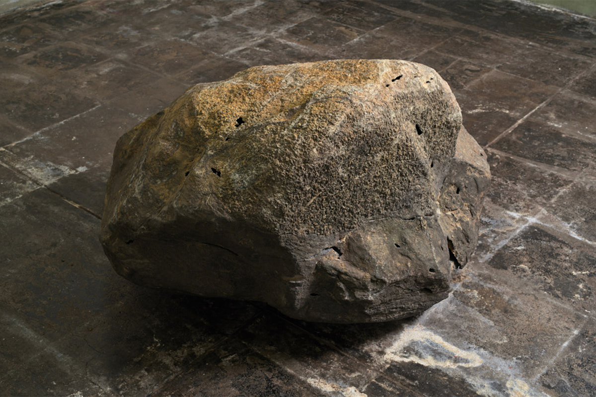 石による現代アート作品制作—TheEncounter Field—をテーマとする新しい試み